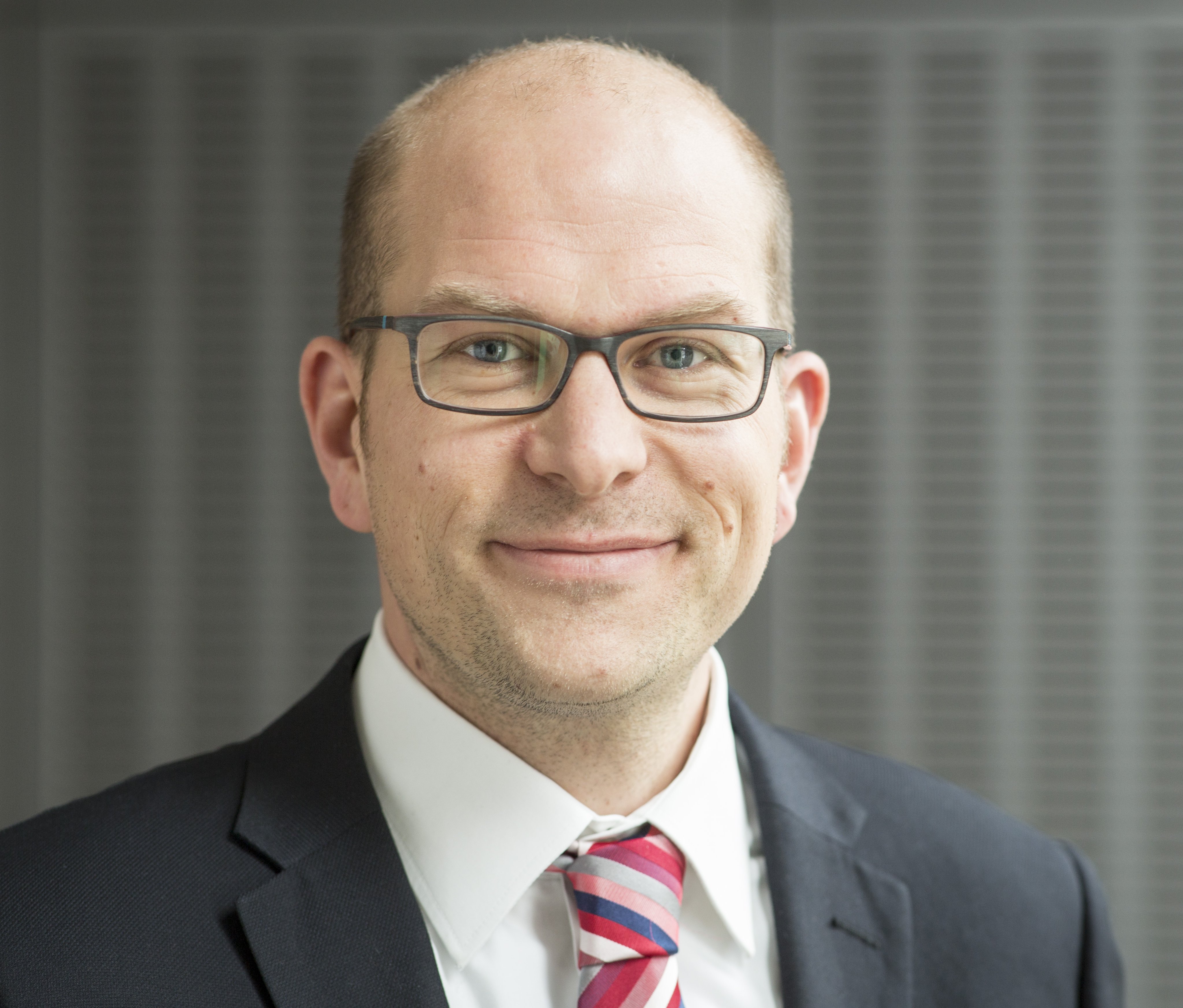 Porträt-Foto von Tilman Dörr