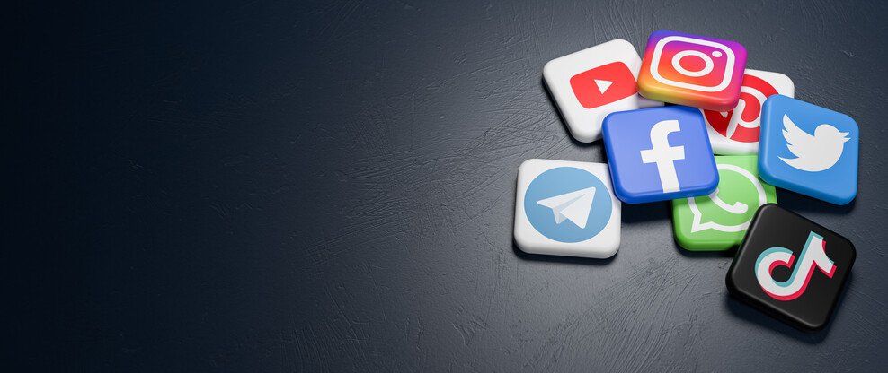 Logos der wichtigsten Anbieter für Social Media und Messaging